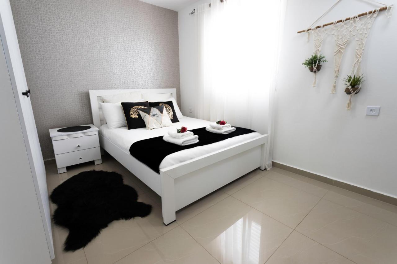 Yalarent Seaview 3Br Apt - Families Only Appartement Eilat Buitenkant foto